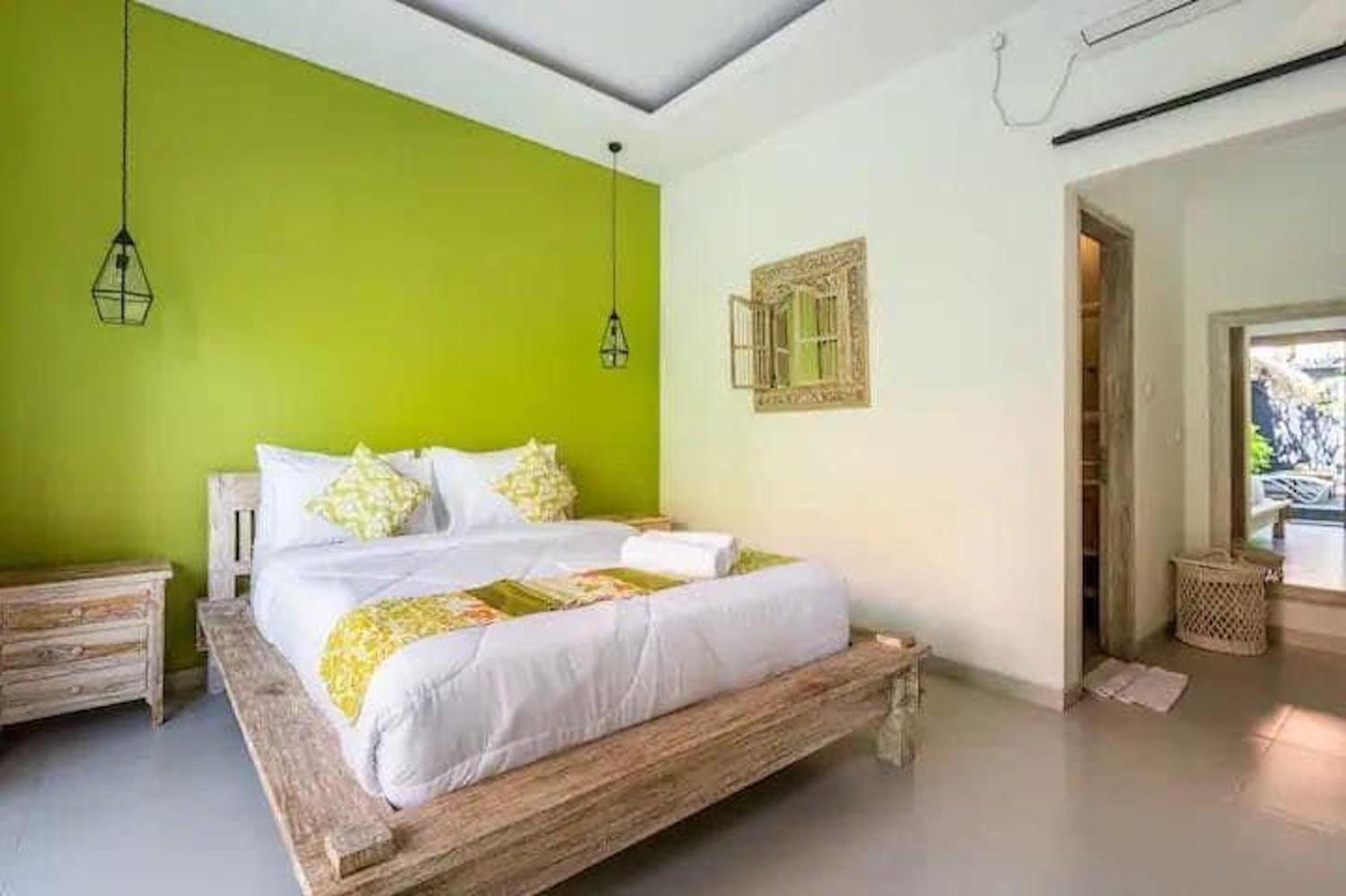 Indah 3br Private Pool Villa Seminyak (Bali)